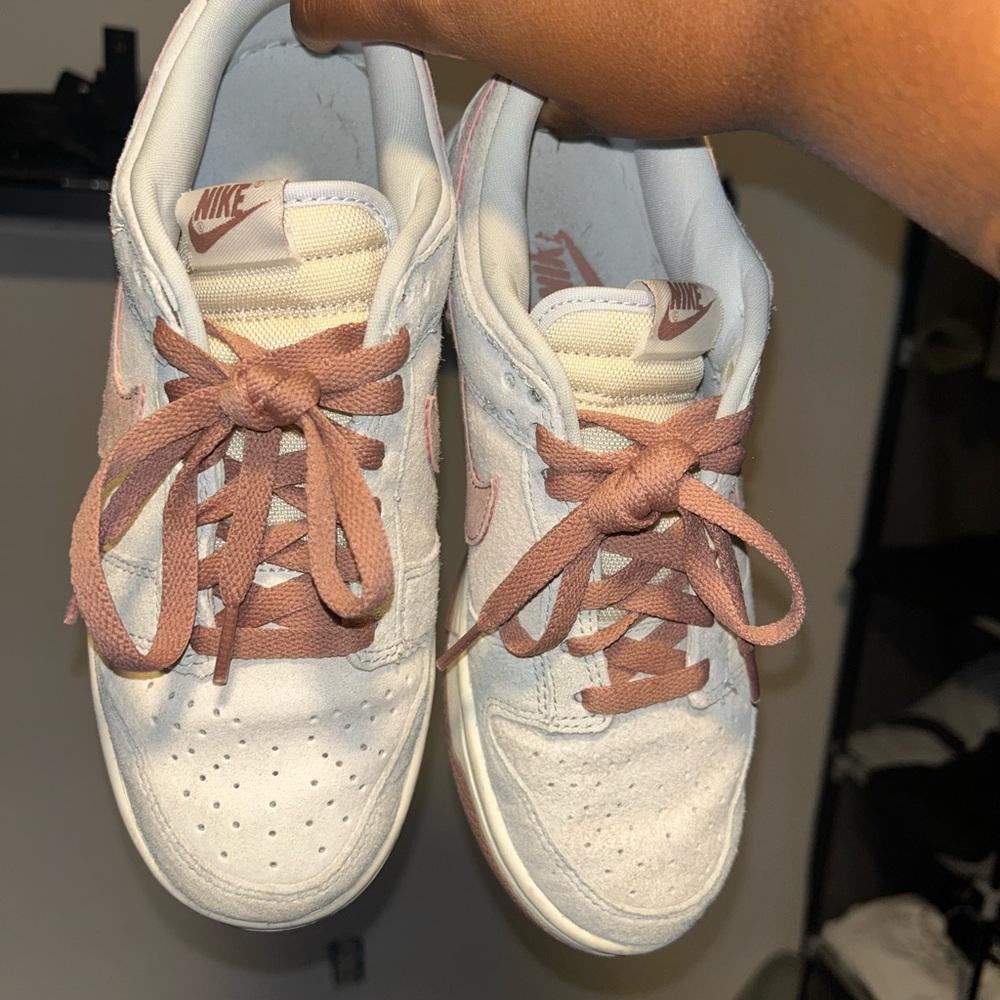 Nike Women's White and Brown Sneakers
